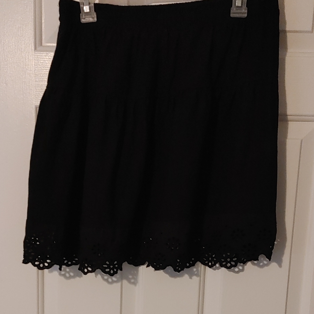 Umgee Black Mini Skirt Women's LG with Eyelet Hem Linen Blend, Boho, Whimsical - Picture 5 of 7